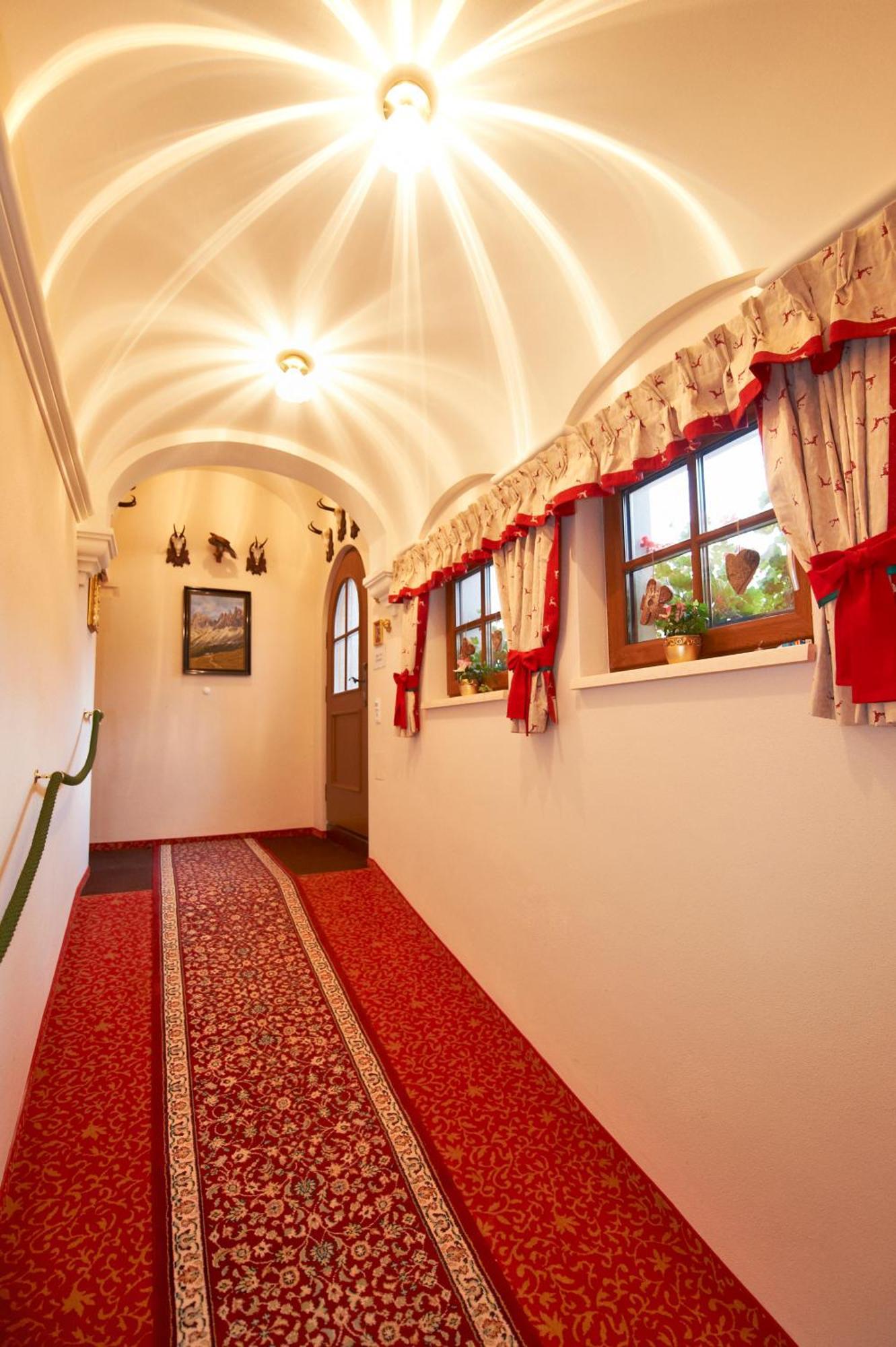 Hotel Garni Ransburgerhof Flachau Bagian luar foto
