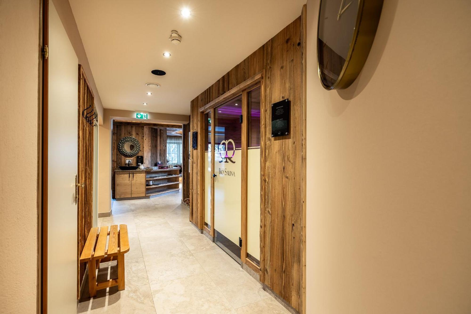 Hotel Garni Ransburgerhof Flachau Bagian luar foto