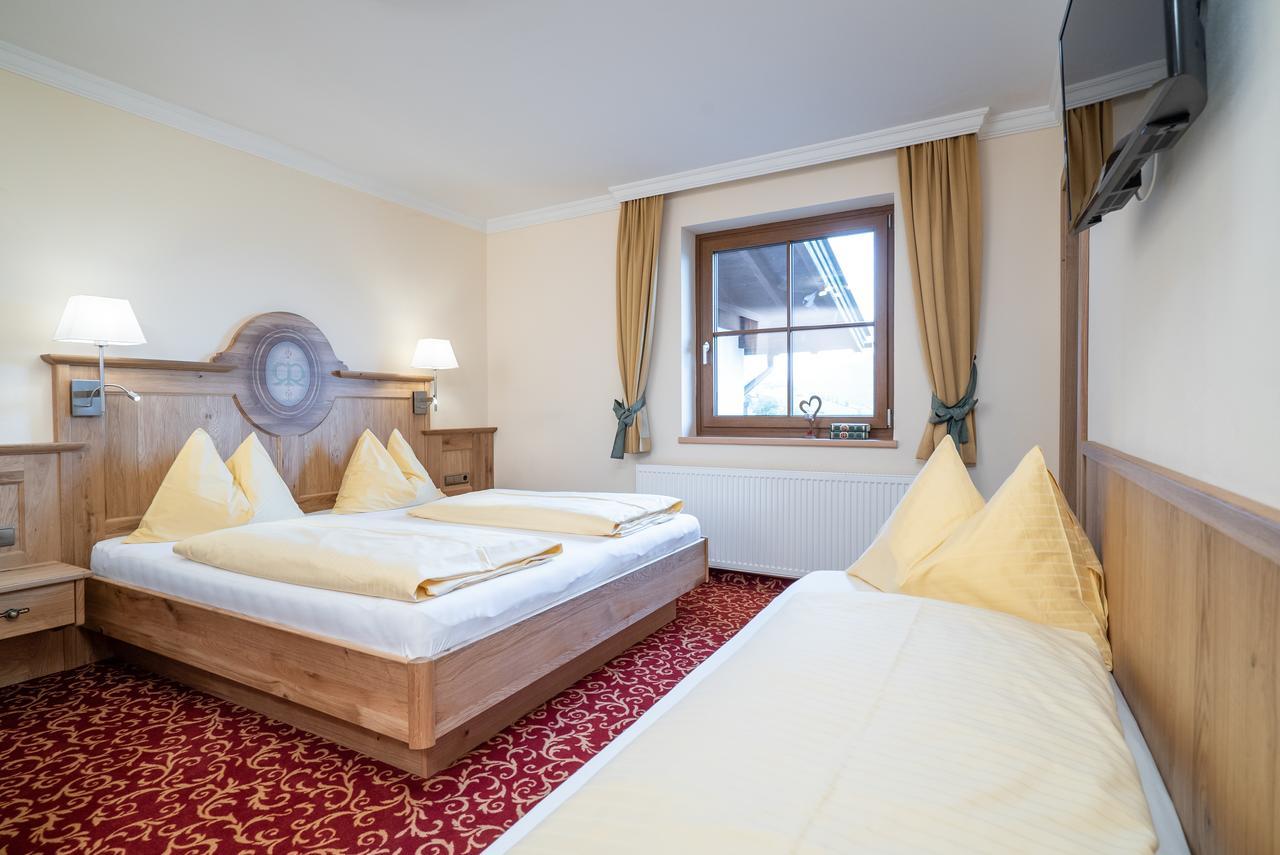 Hotel Garni Ransburgerhof Flachau Bagian luar foto